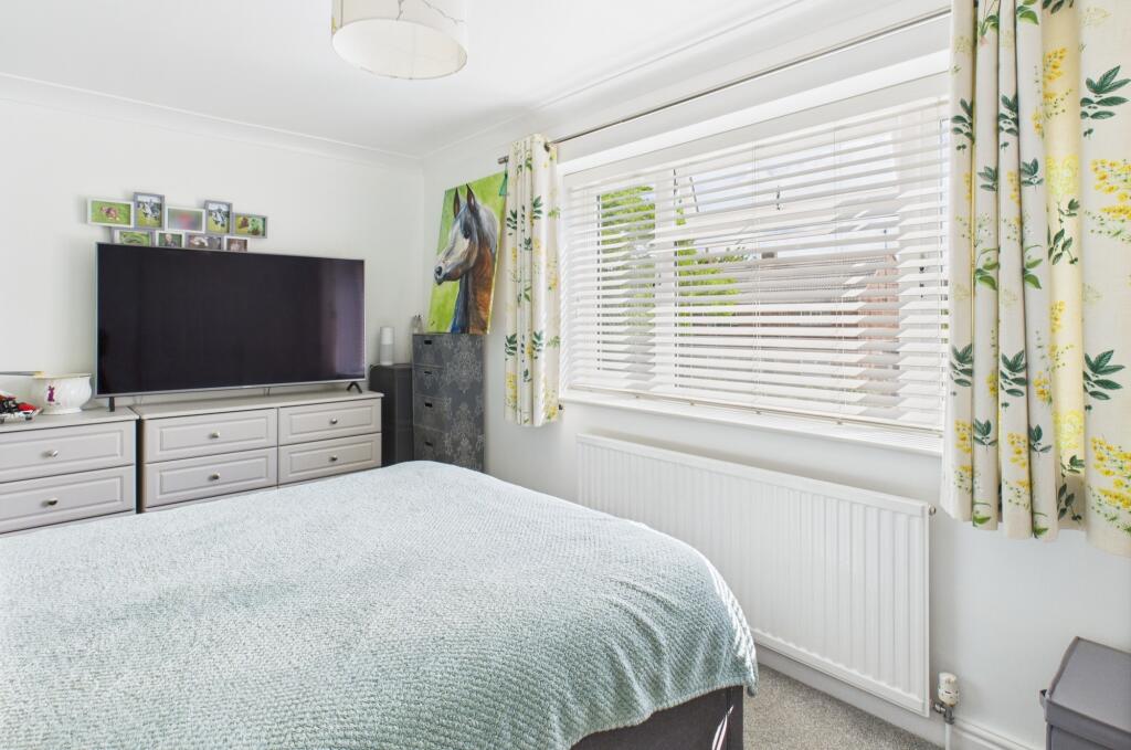 CAM02545G0-PR0425-STILL006