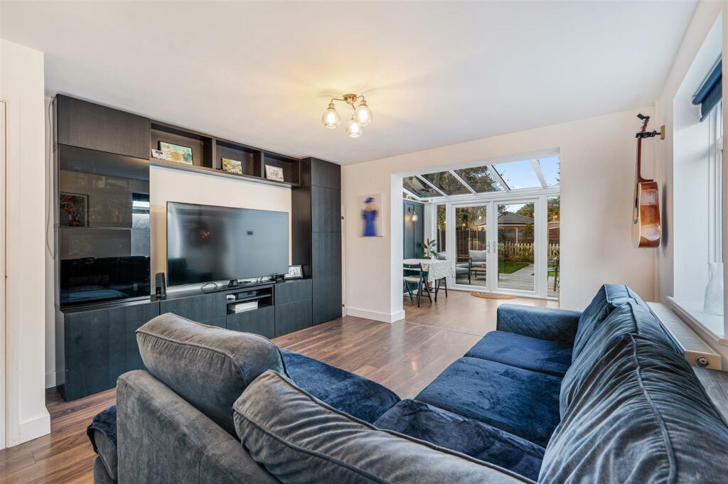 Sitting Room.jpg