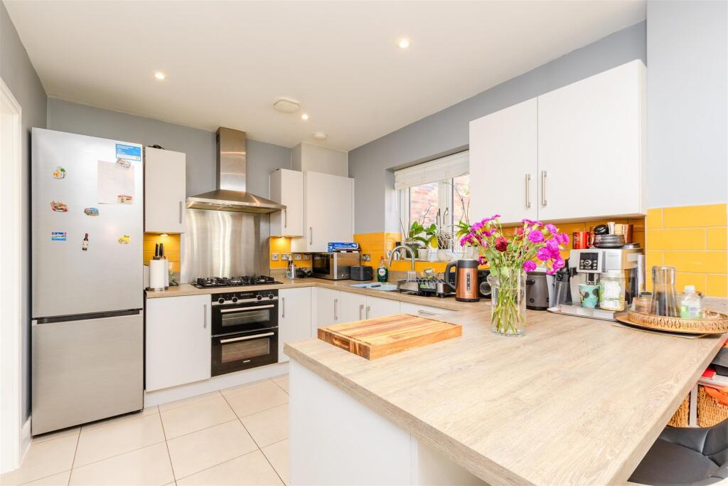 Kitchen/Diner/ Breakfast Area