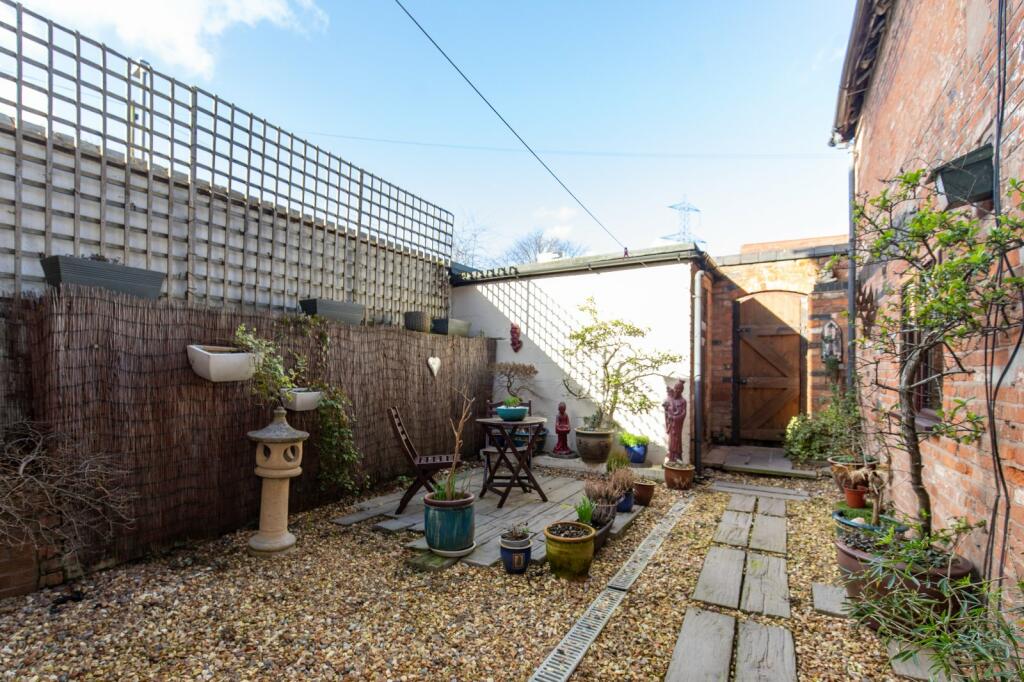 Rear Courtyard