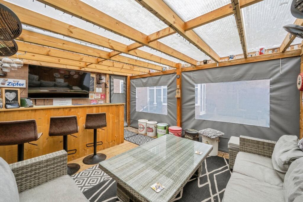 Garden Bar