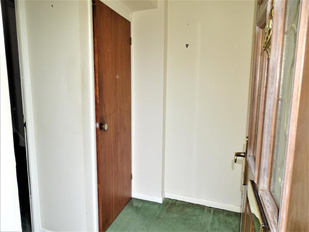 ENTRANCE PORCH