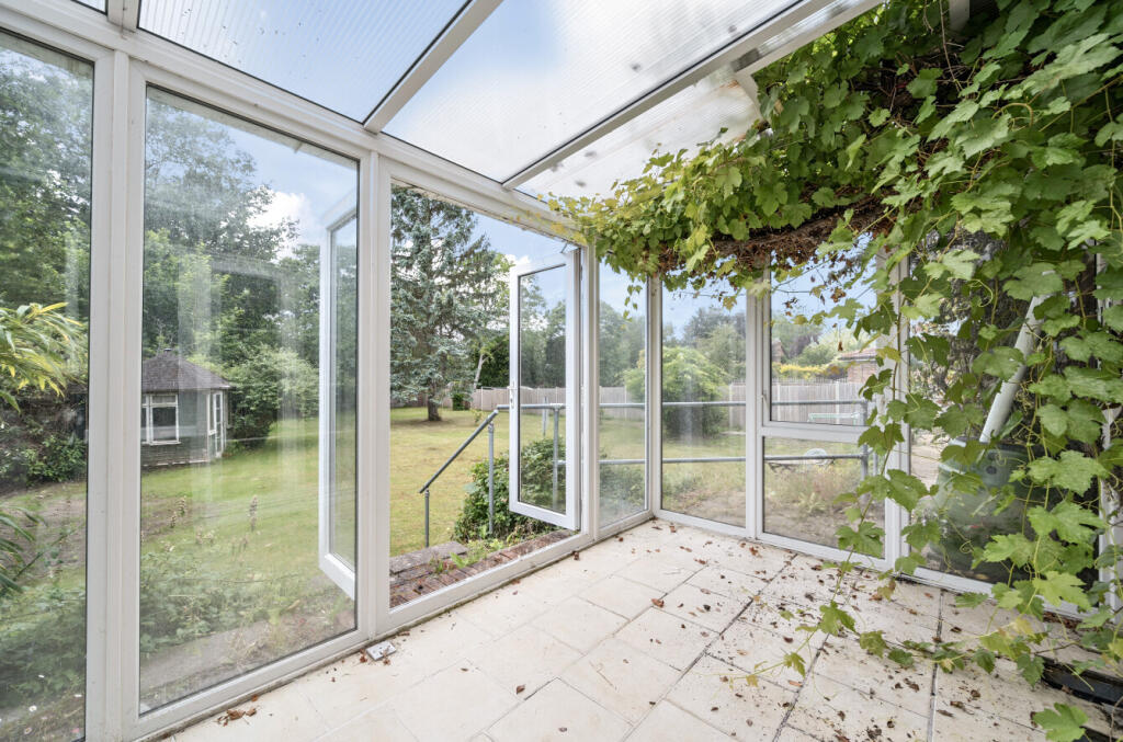 1310645-16-685011...