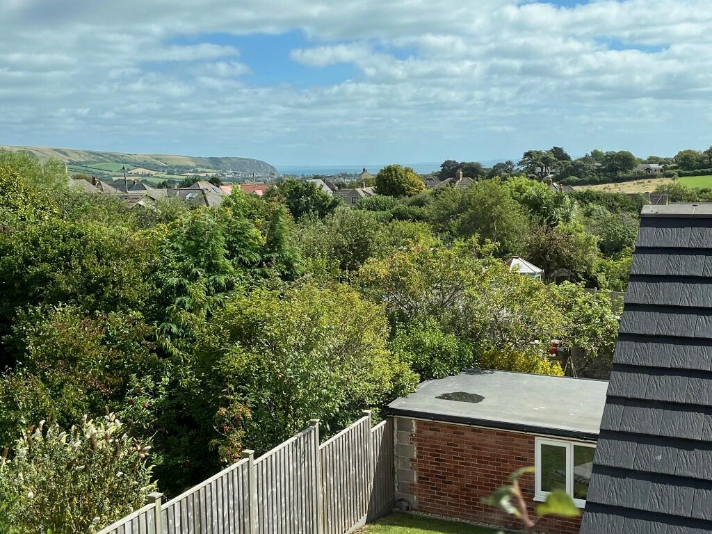 View (bedroom 3)