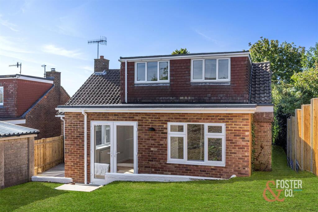 Mill Hill Close, 13-018(1).jpg