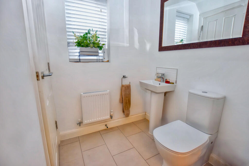 GF WC