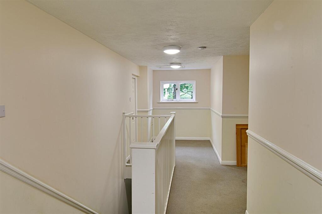 Communal Hallway.jpg