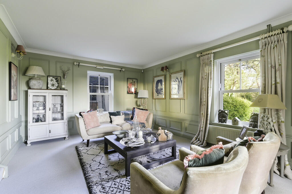 Living Room (3)