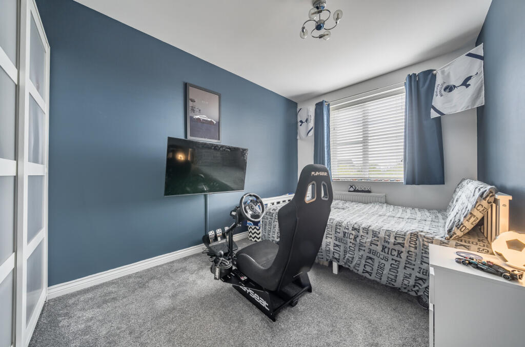 1354638768c2e17b7ab90