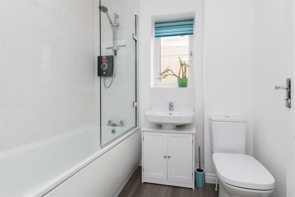 24 Taylors Road-3.jpg