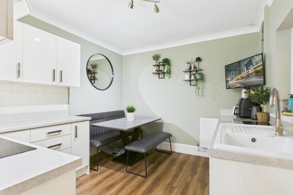 EweMove Spalding - Pinchbeck Rd - Kitchen 