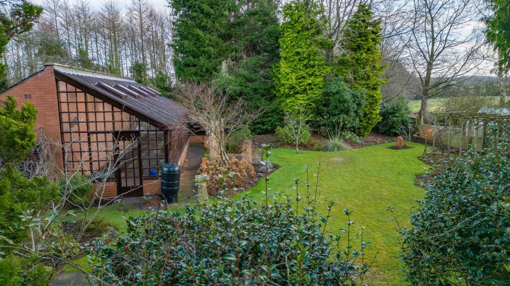 Garden &amp; orangery