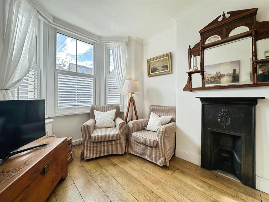 14136dd8--4053-AC4B-44B4420C23A8-29896-00000A433A0