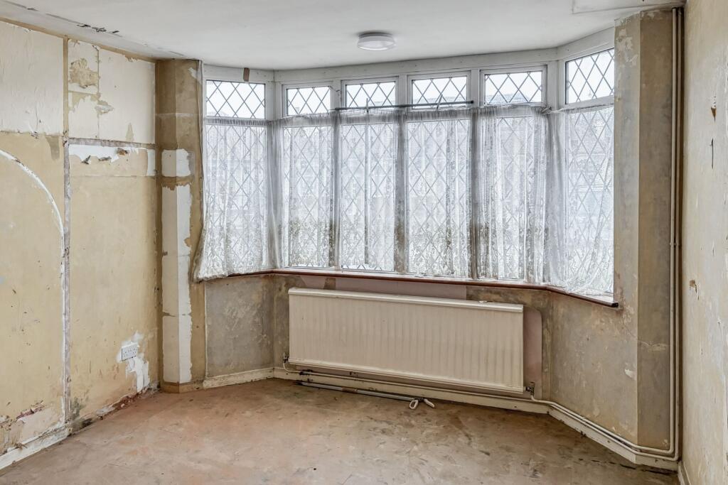 37 Stuart Road, Southend-on-sea, Essex, SS2 5JS