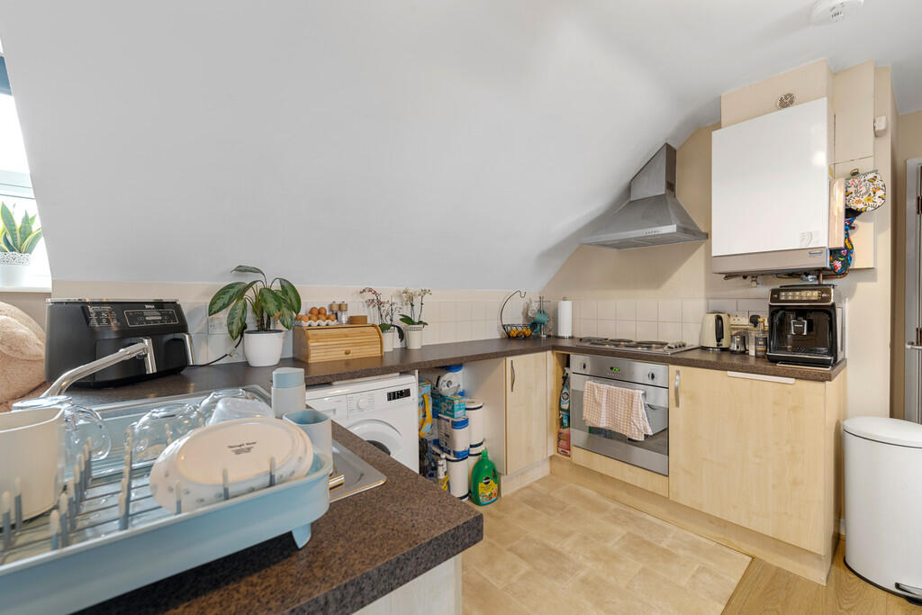 Apartment 14, 173...