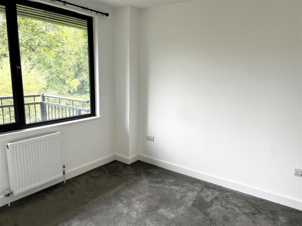 Bedroom.jpg
