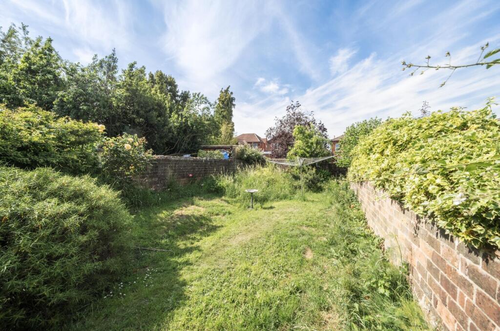 1298783-8-6839daf...