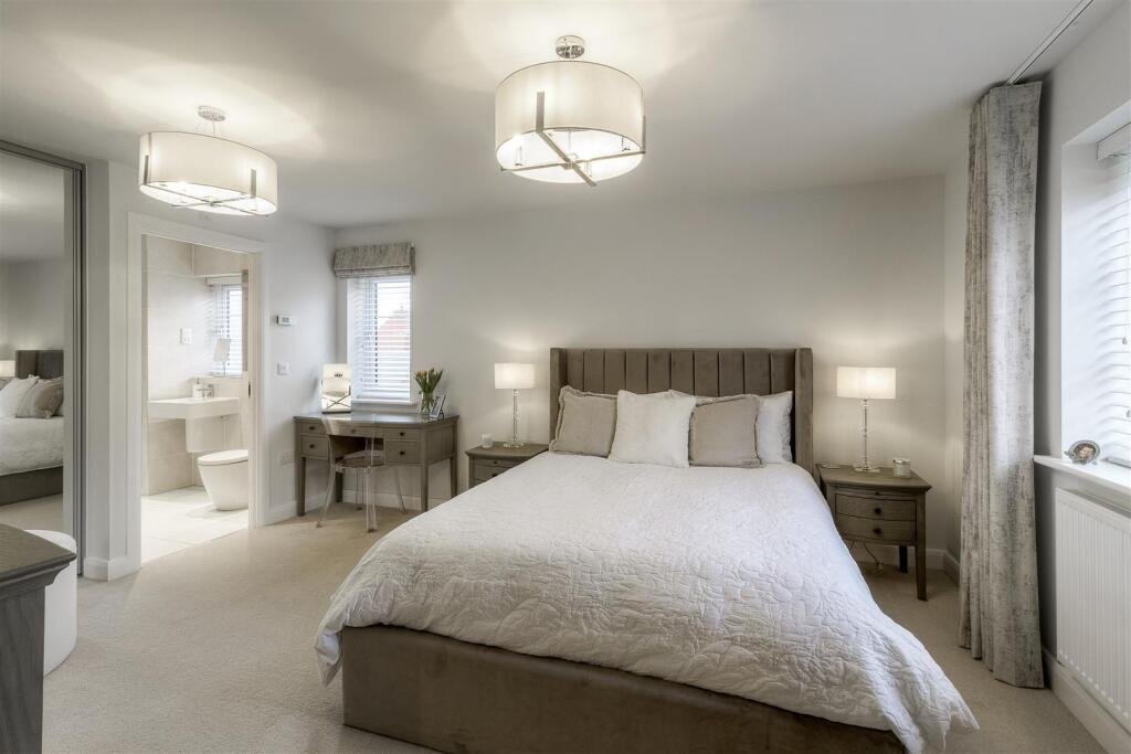 5 Wilson Close 019.jpg