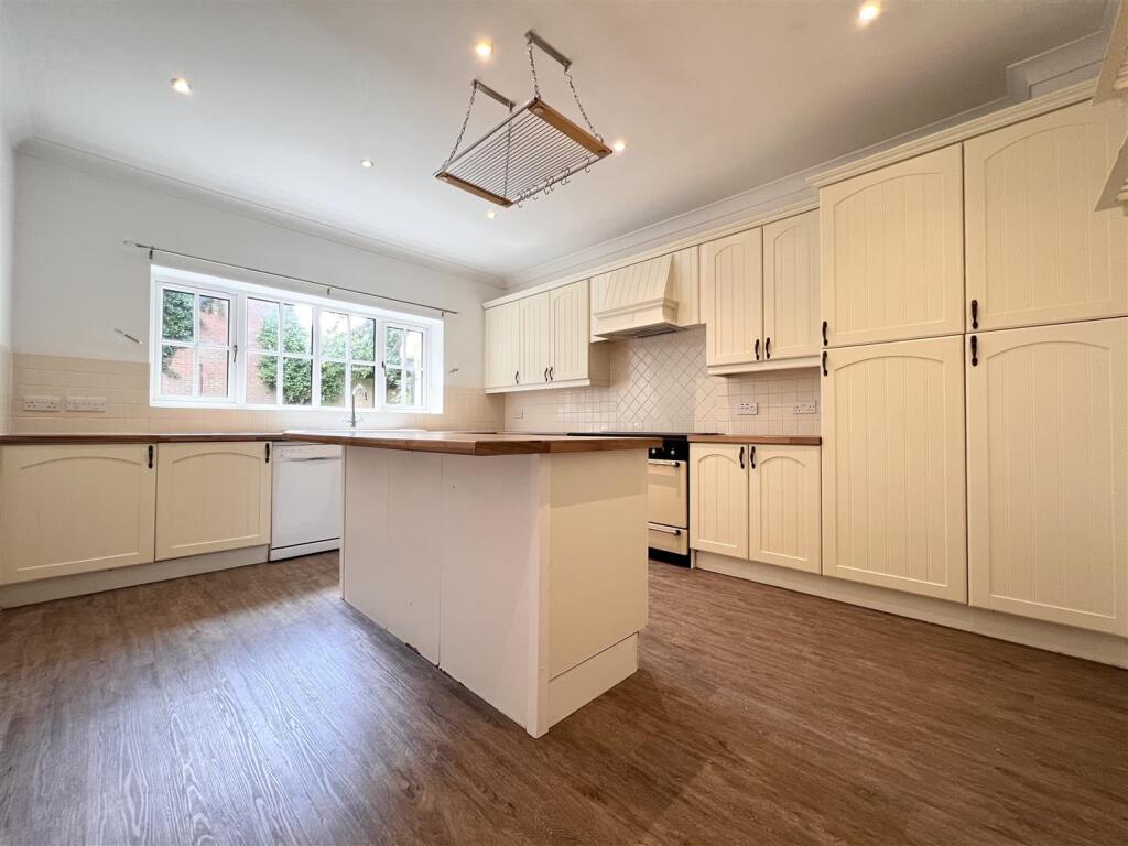 Photo 25-06-2025, 11 06 33.jpg