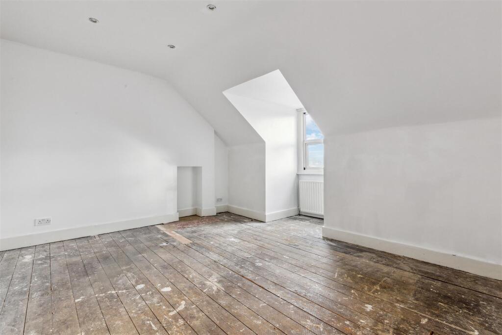 St Mary's Grove, W4 - FOR SALE
