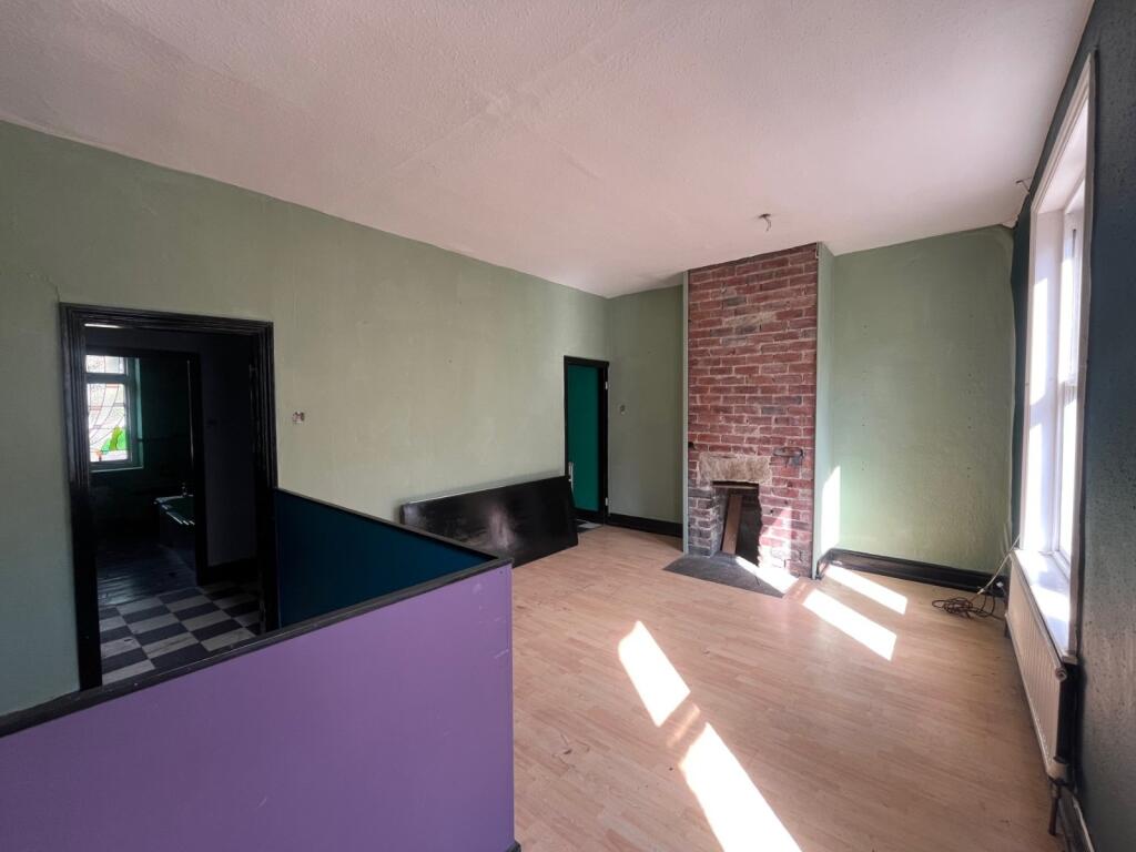 1st Floor Livingroom