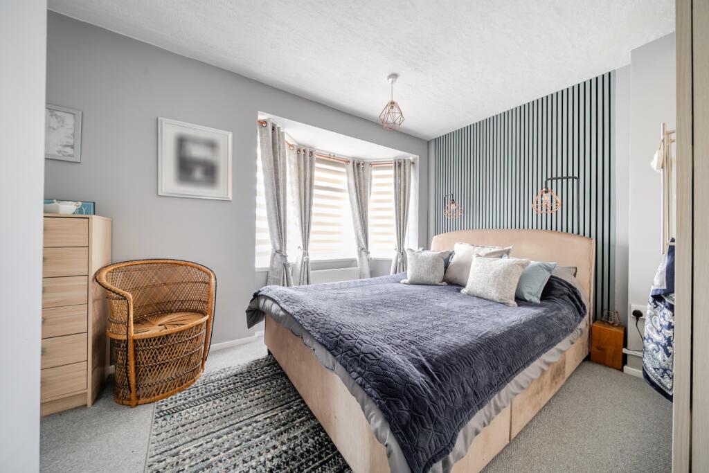 Front bedroom from doorway