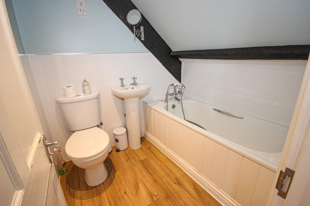 Ensuite to Bedroom T