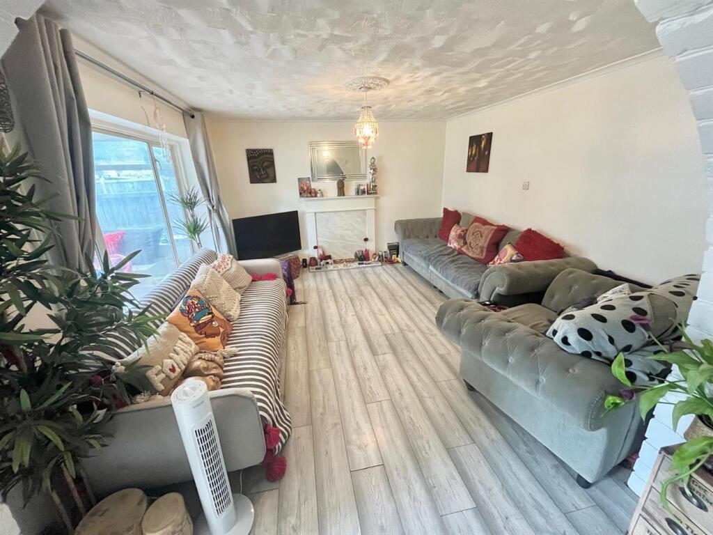 Living Room.jpeg