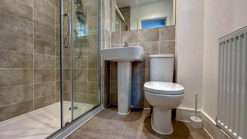 SHOWER ROOM