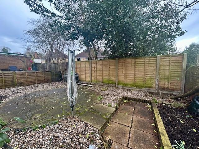 13 Chapel Road garden.jpg