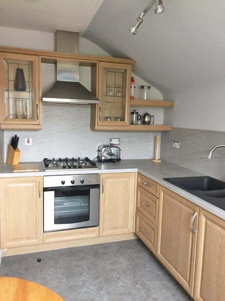 RIVERSIDEMANOR12Z
