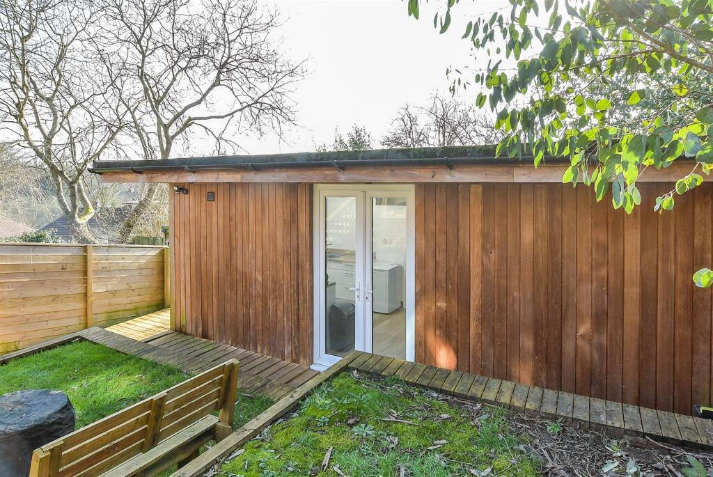 Workshop/Outbuildings