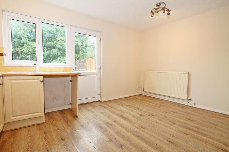 Kitchen/Breakfast Room (2)