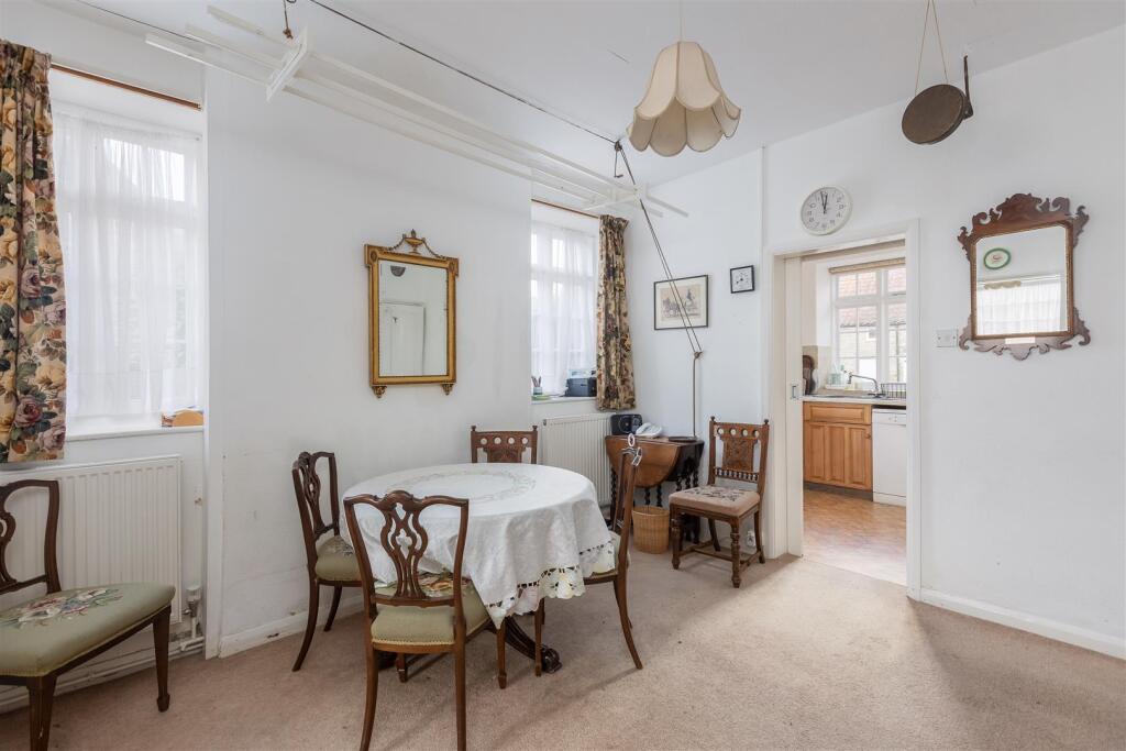 South Cottage Dining Room-2.jpg