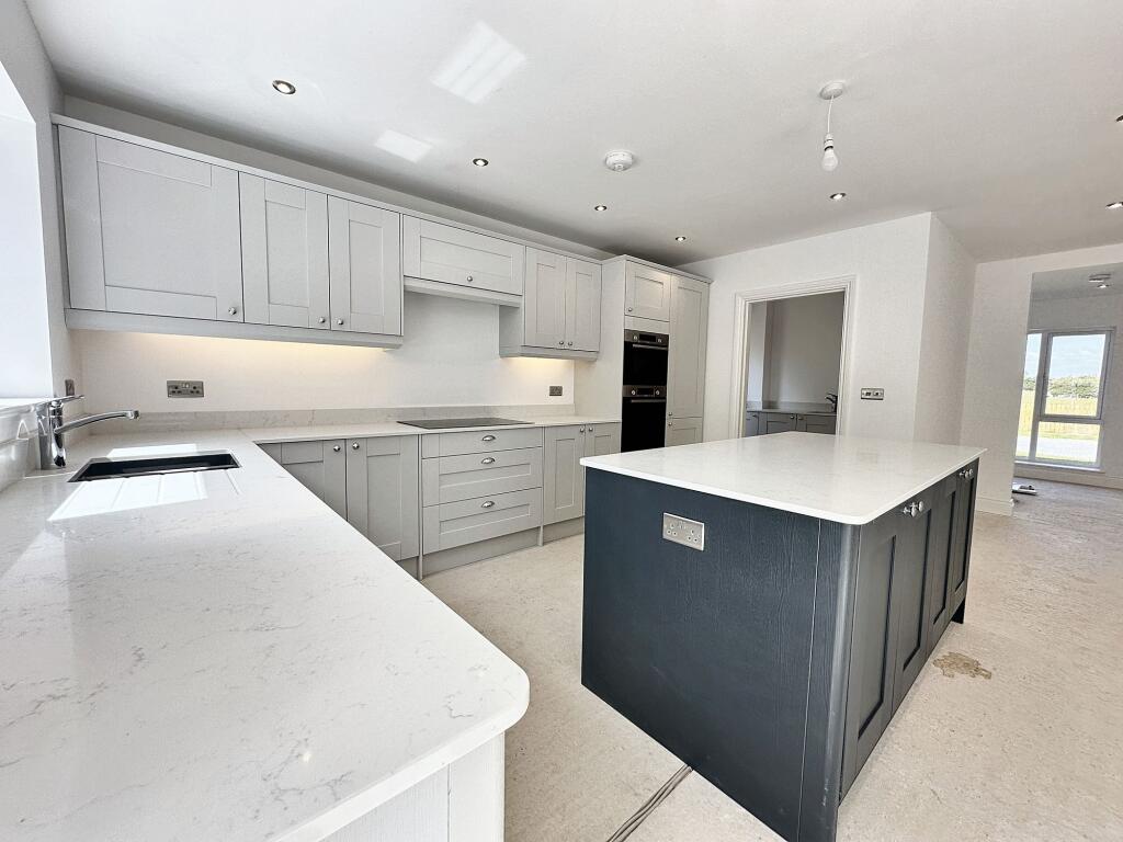 Family Dining Kitchen