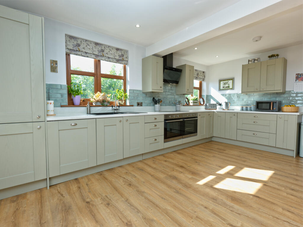 Job_0261_prv_2_prv_3_prv_ear2