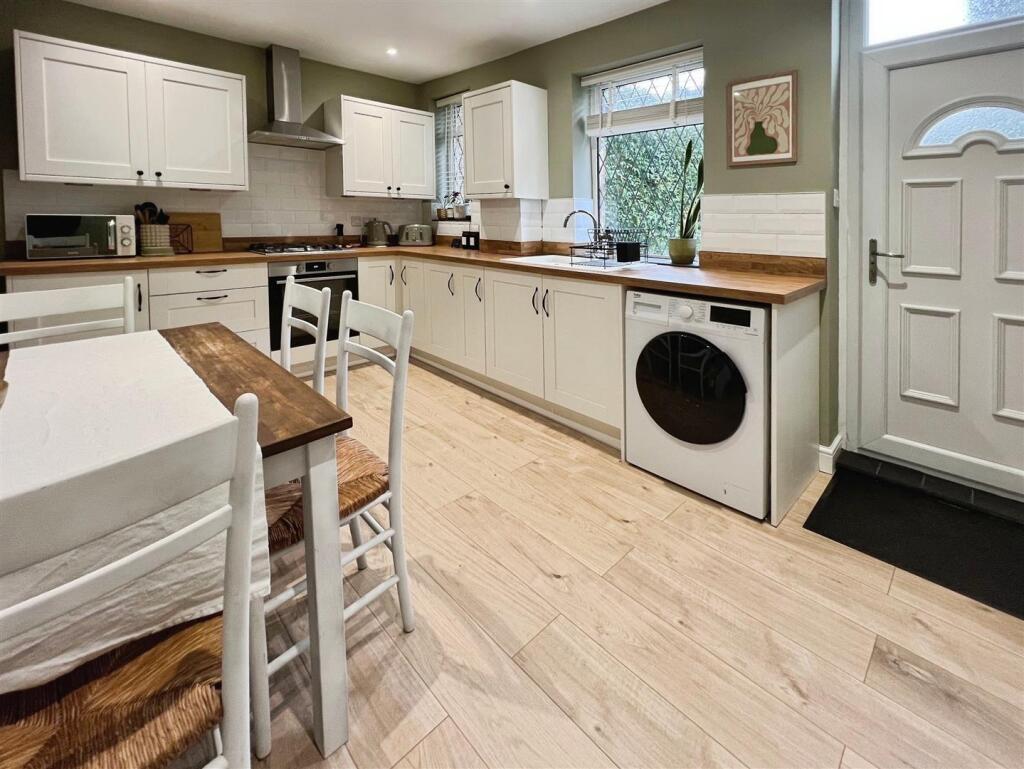 Dining Kitchen