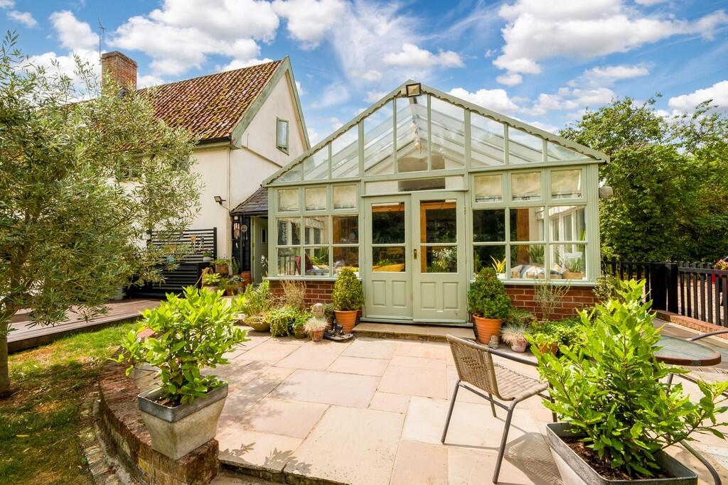 144px-Willow Cott...