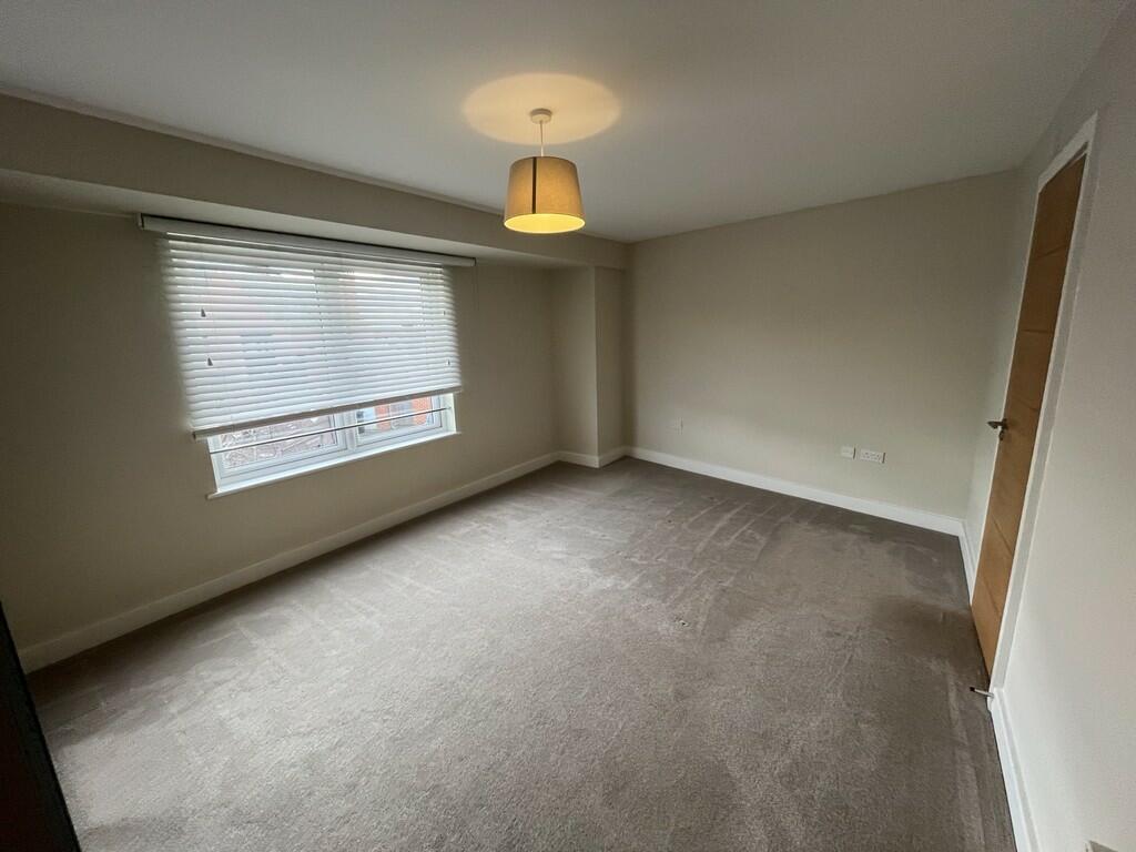 Master bedroom 2