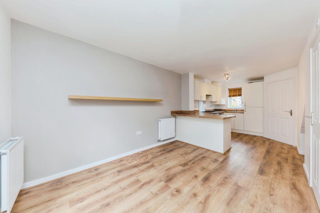 Lounge/Kitchen