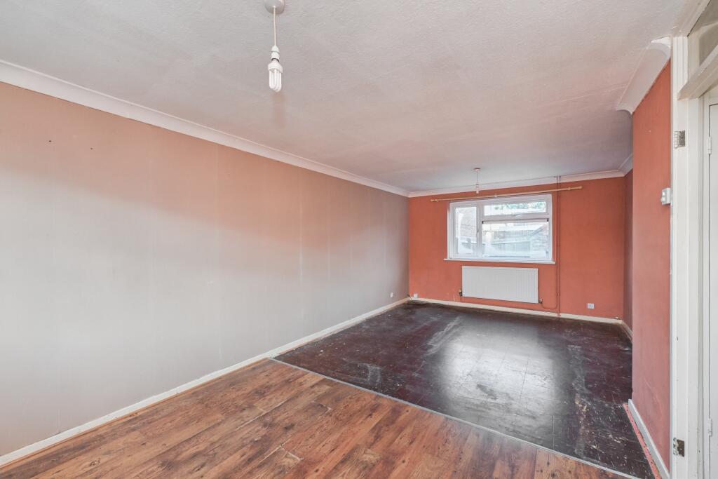 25 Kingston Close, Huntingdon, Cambridgeshire PE29 7LE