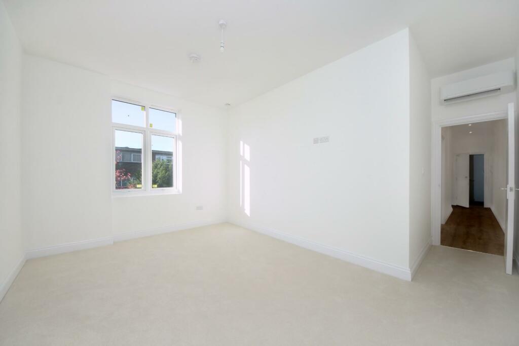 GV- F2 - 34 Woodfield rd (7).jpg