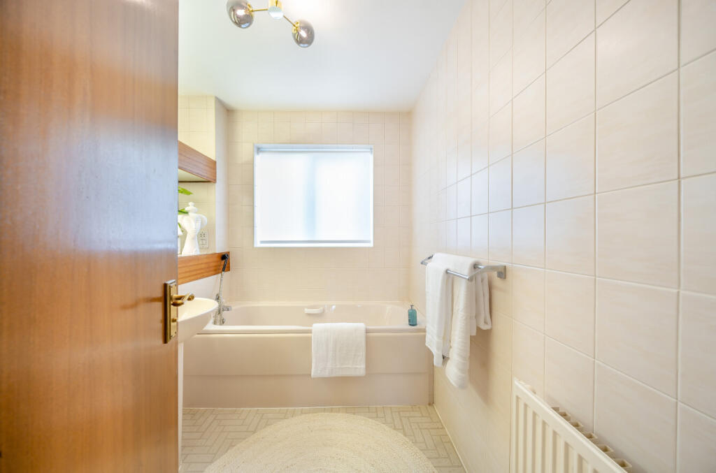 18-681e34ff3f7ed-...