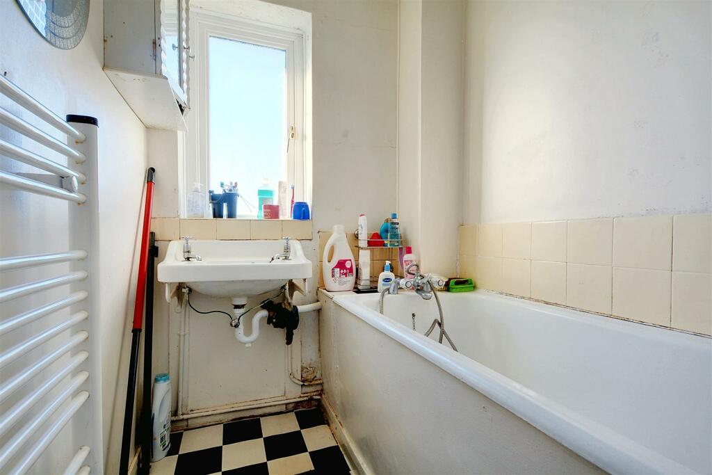 Bathroom.jpeg