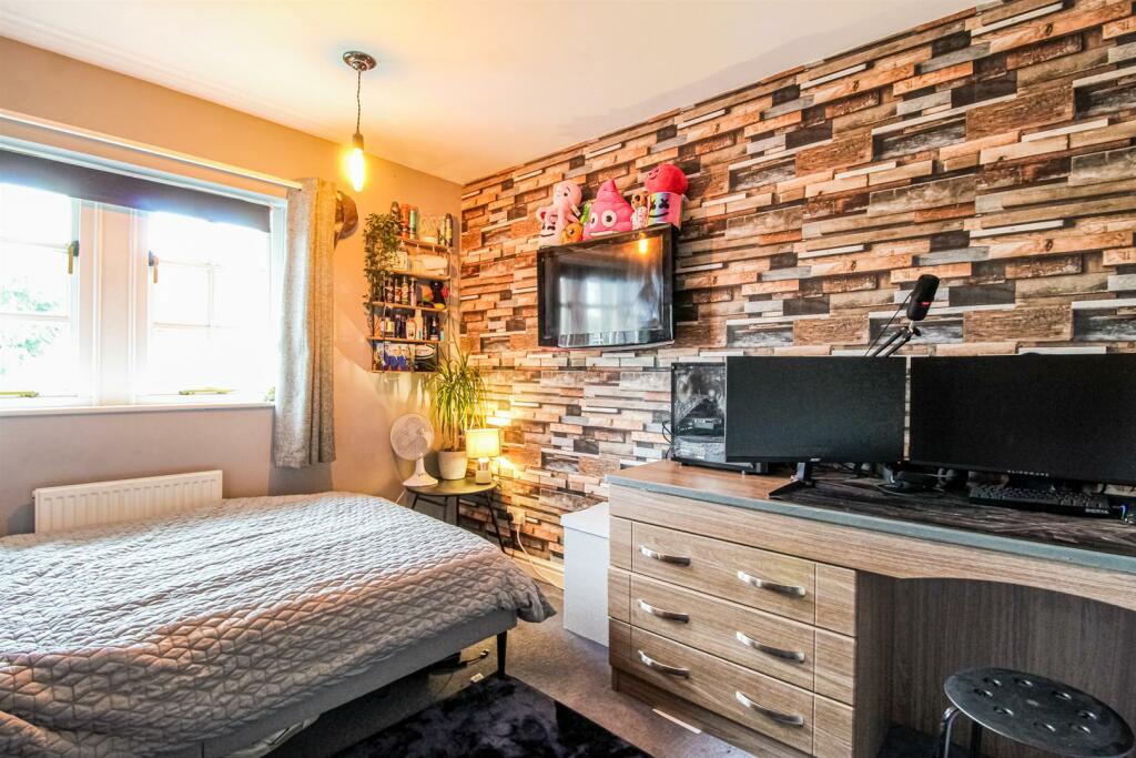 BEDROOM TWO