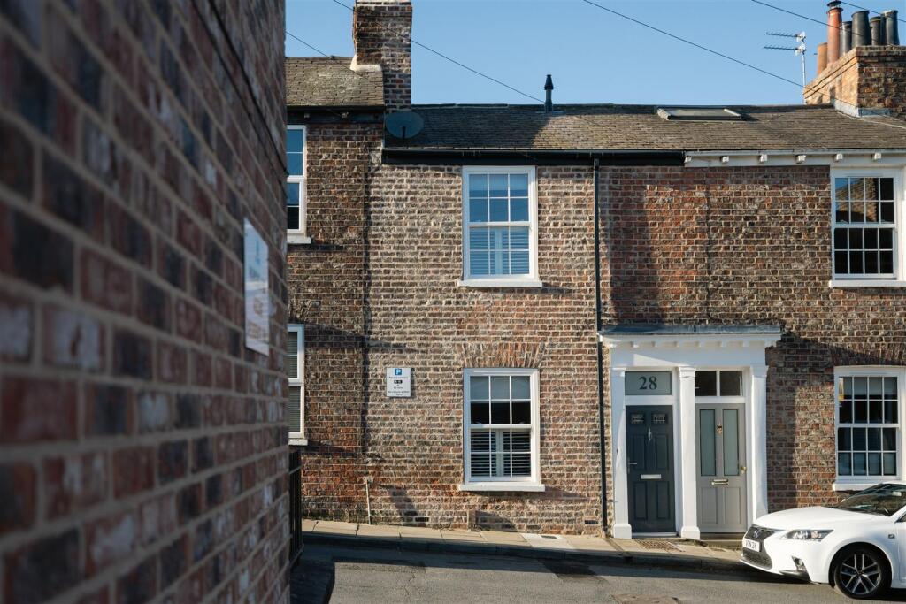 28 Buckingham Street