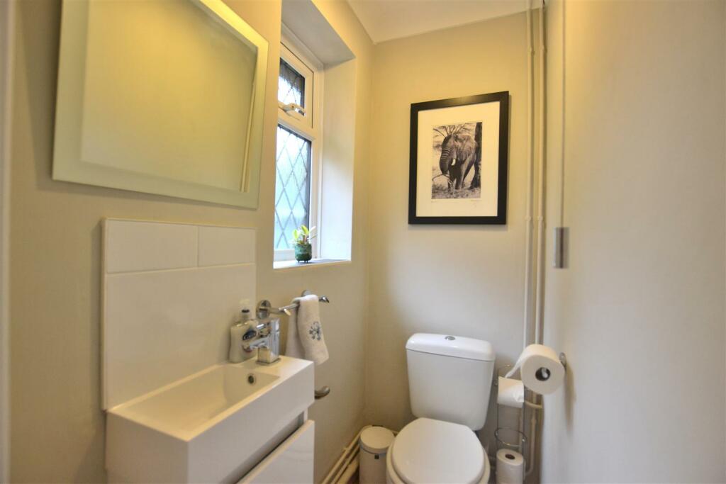 Cloakroom.JPG
