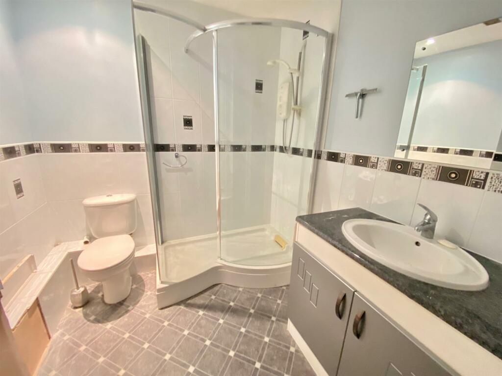 shower room.jpg