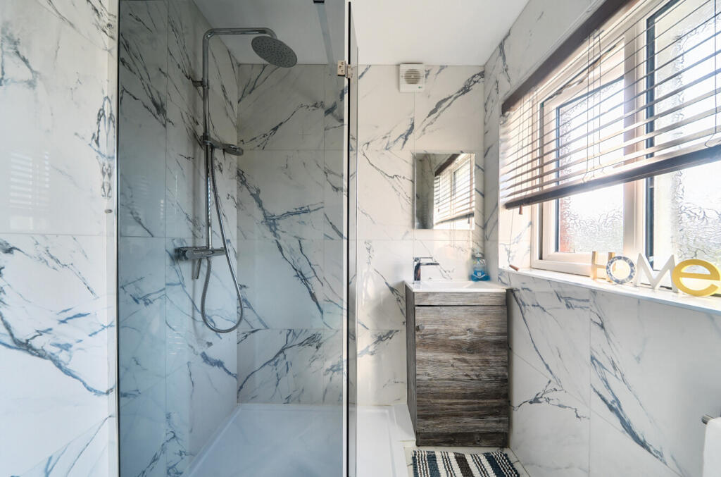 1325574-5-68769e2...