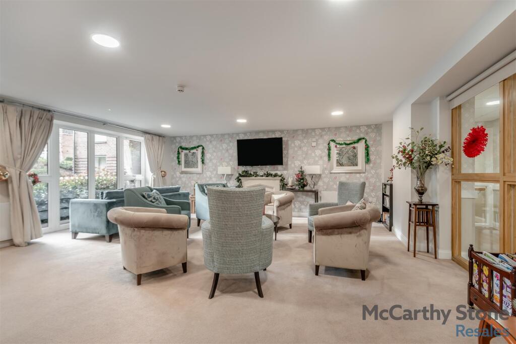 8673017-interior16.jpg